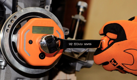 electronic torque and angle wrench